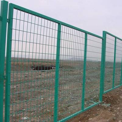 山東高速路護(hù)欄網(wǎng)與防盜網(wǎng) 構(gòu)建安全通行的雙重屏障